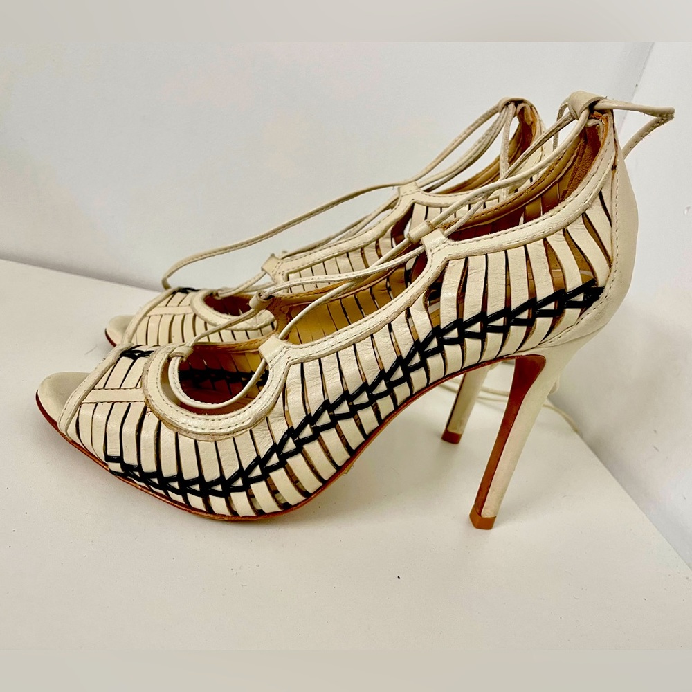 SALE! SCHUTZ Cream White & Black Gladiator Heels with long ankle lace straps.